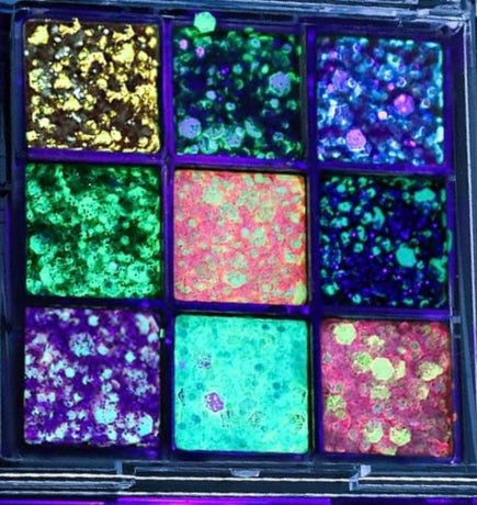Ghostly Glow Glitter Palette