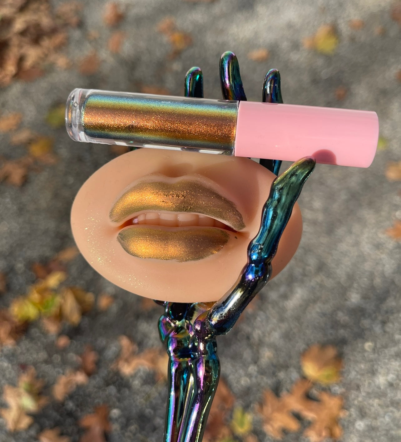 Color Chrome Lipstick “Golden Dream”