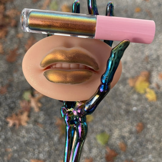 Color Chrome Lipstick “Golden Dream”