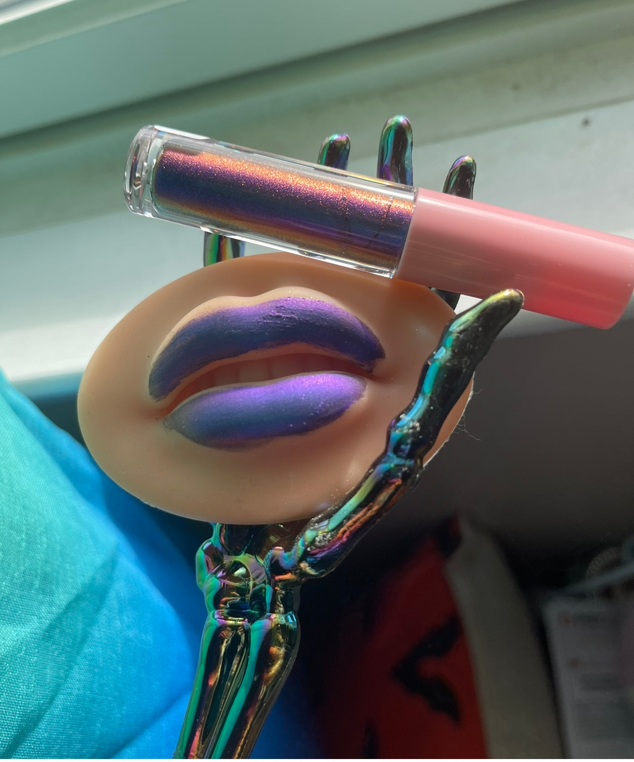 Color Chrome Lipstick “Purple Gem”